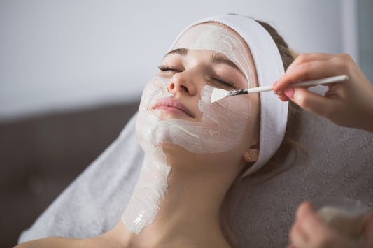 El Peeling: Tratamiento fundamental en el cuidado de la piel